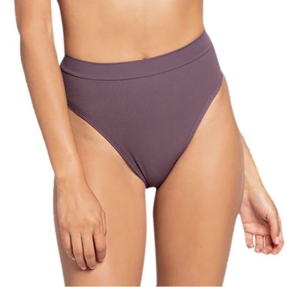 L*SPACE Ridin' High Ribbed Frenchi Bottom in Pebble - Picture 1 of 7